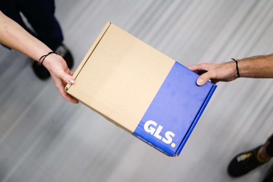GLS parcel handling