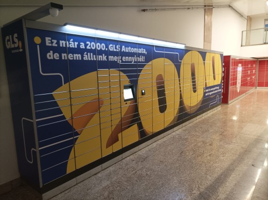 2000th Parcel locker