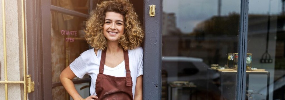 Smiling GLS business customer